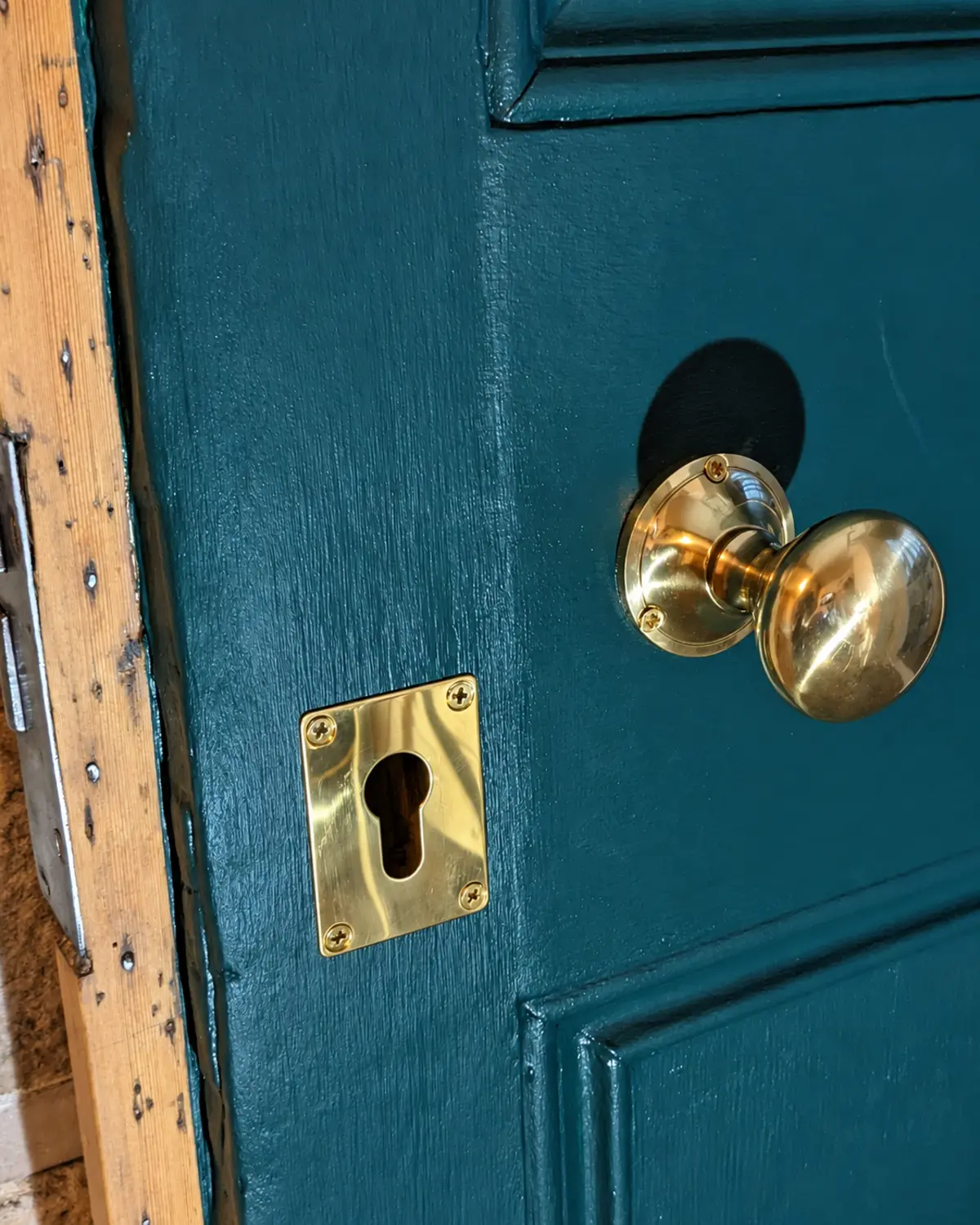 Sprucen_front-door-photo-17-website-card-2